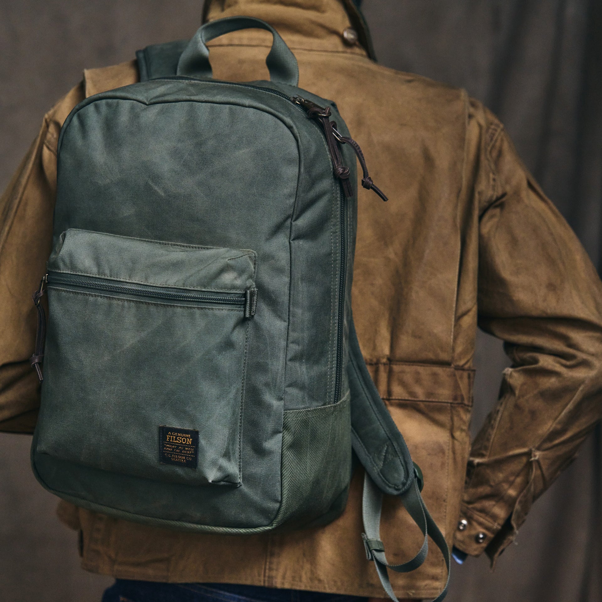 Filson Surveyor 25L Backpack Dark Tan Flame