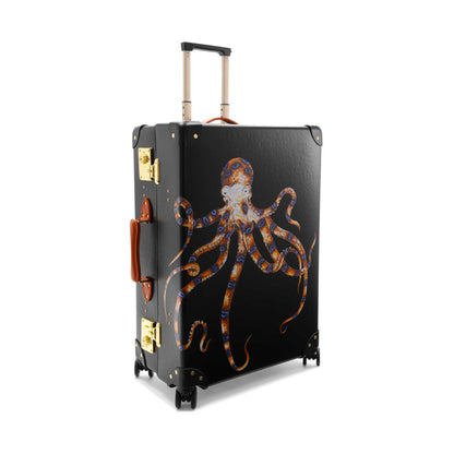 Globe-Trotter x 007 Octopussy Luggage