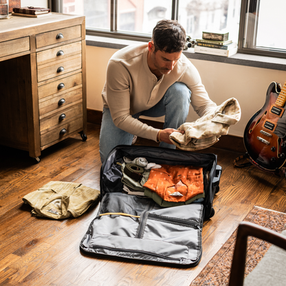 Halfday Carry-On Garment Roller Bag
