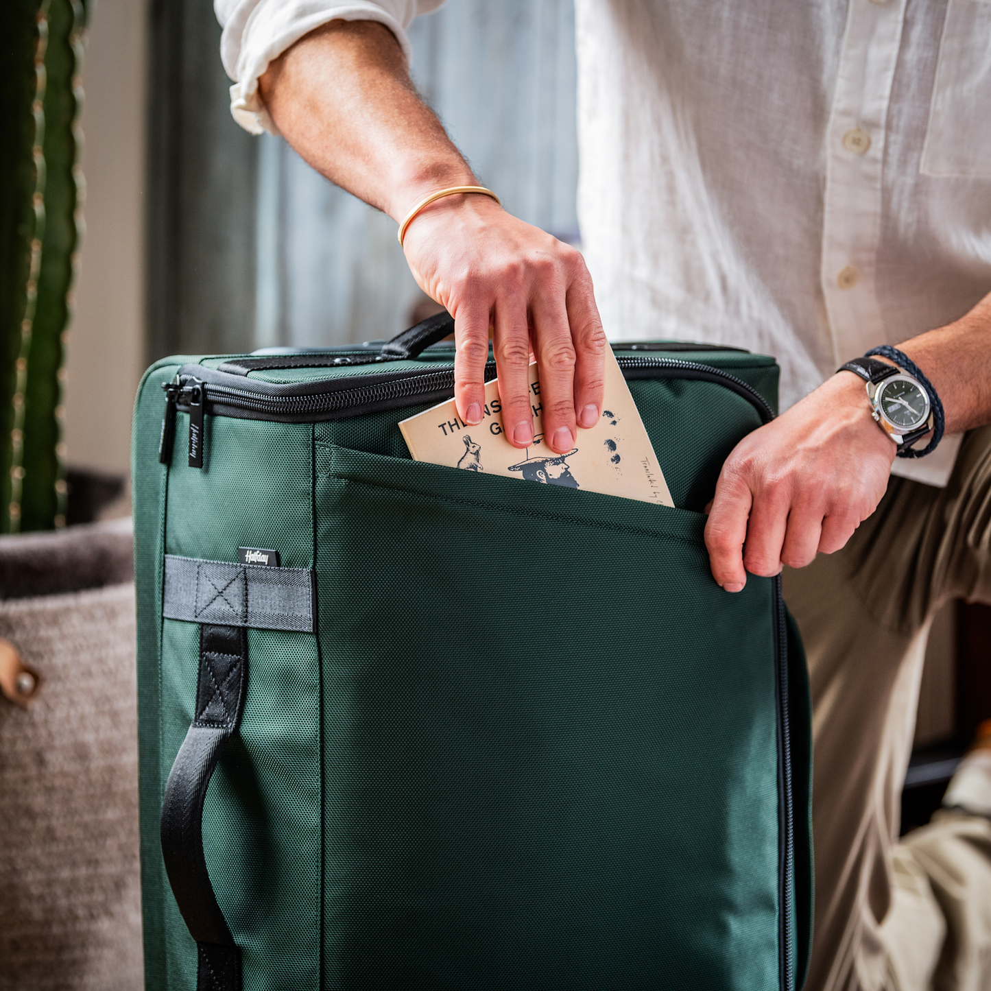 Halfday Carry-On Garment Roller Bag