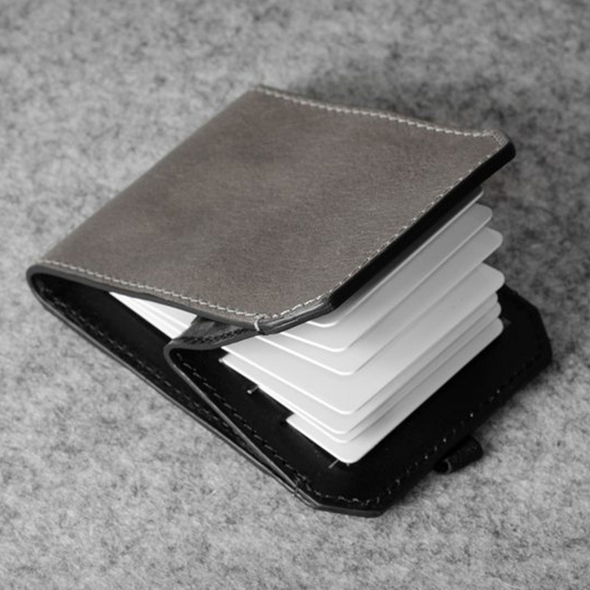 Hard Graft Ta-Da Wallet | Uncrate Supply