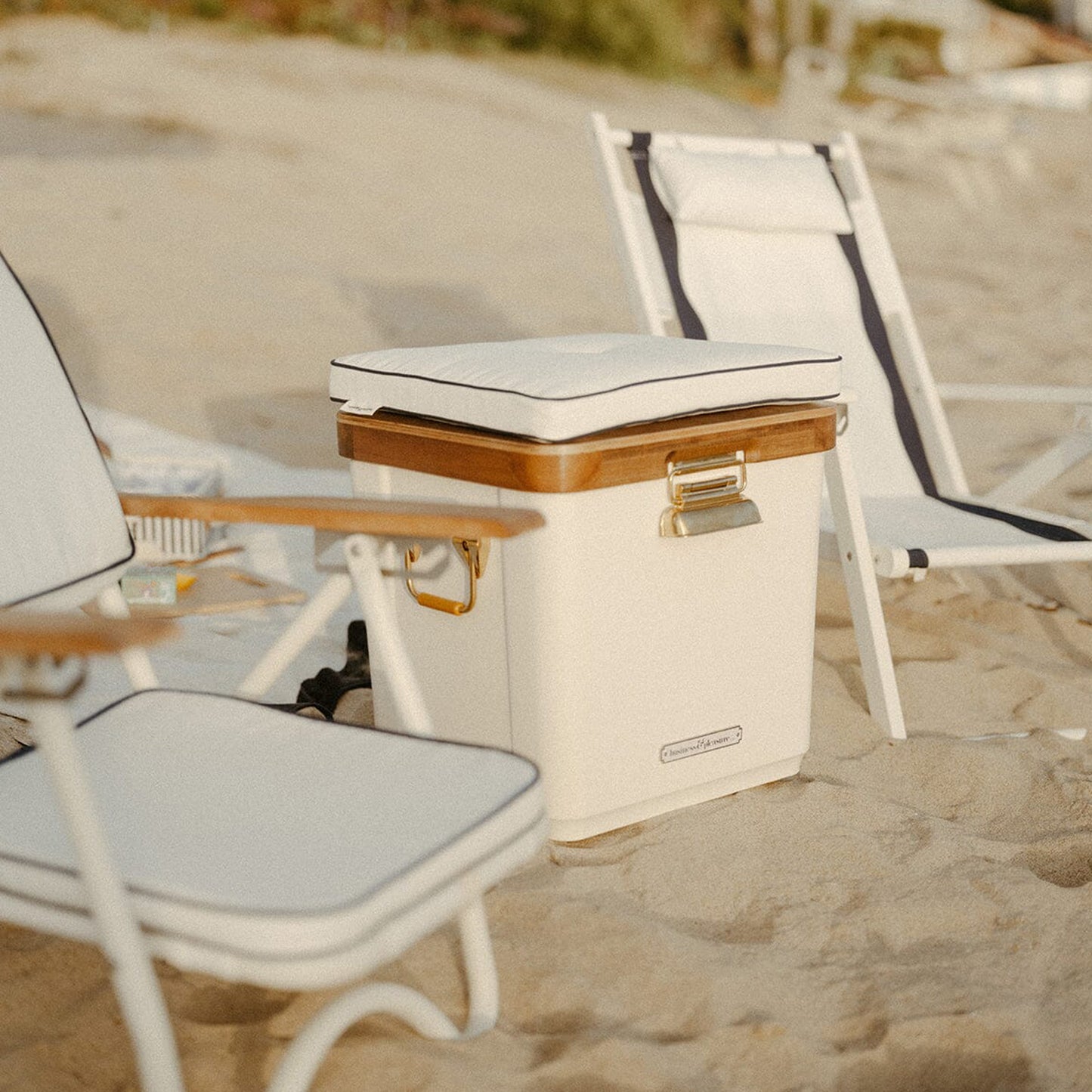 Business & Pleasure Hemingway Cooler