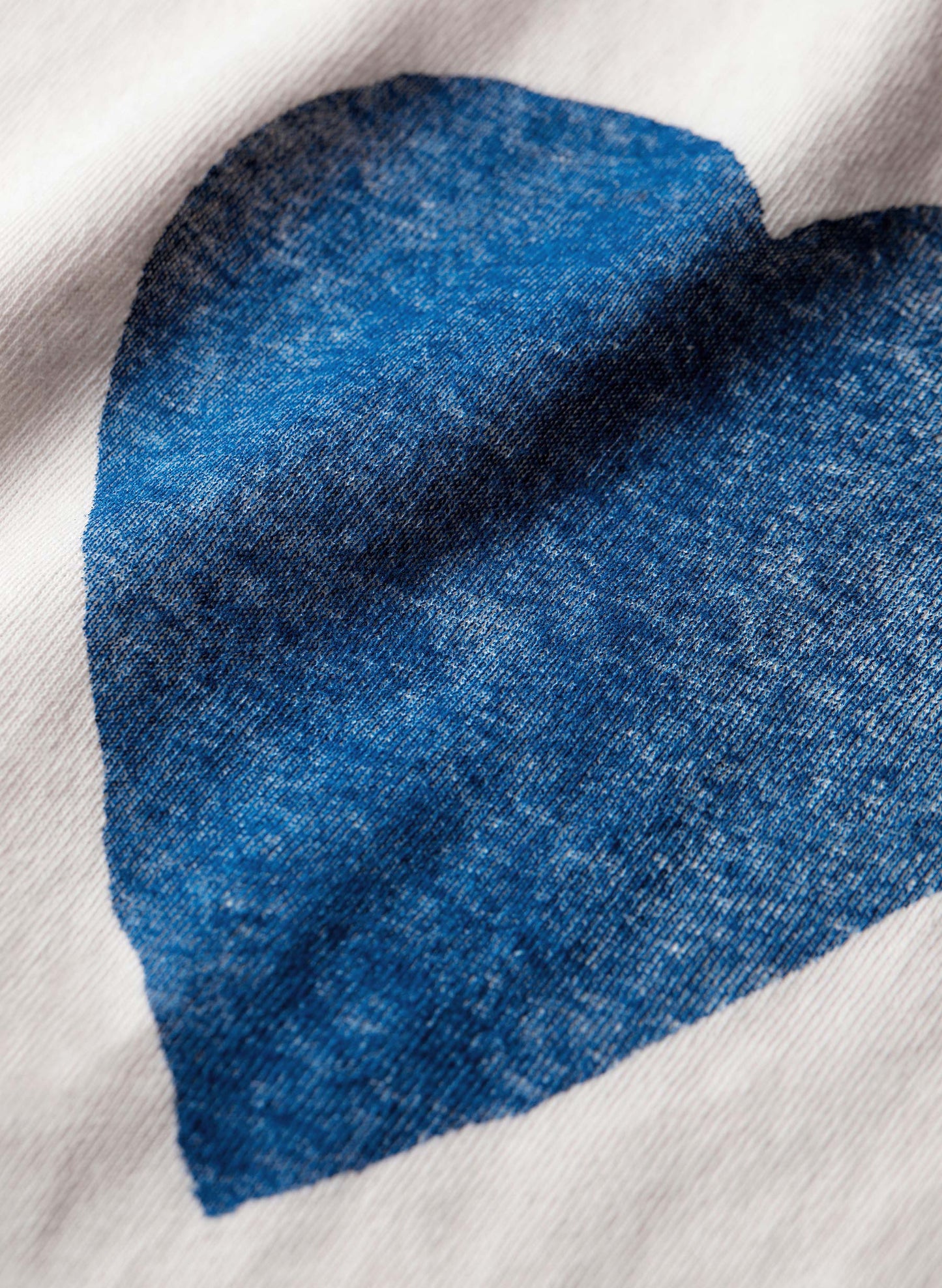 imogene + willie the heart tee in blue