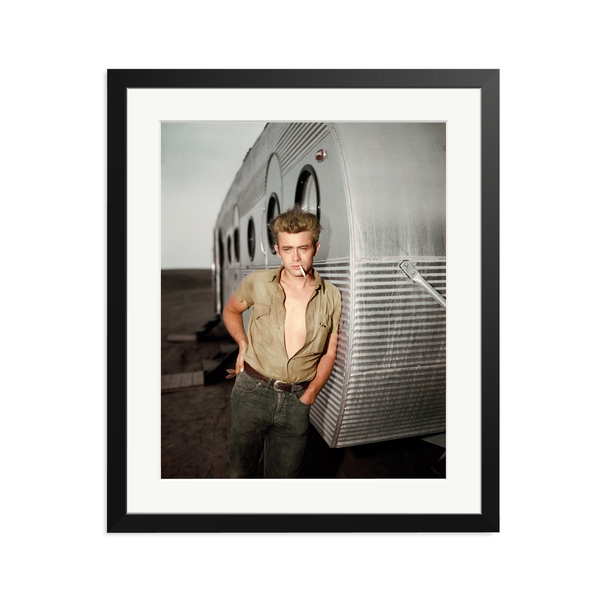 James Dean: A Giant Star Black Large