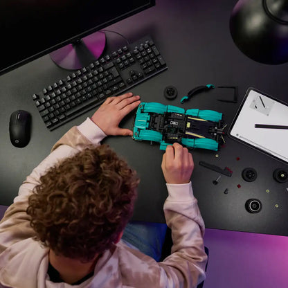 LEGO Technic: Aston Martin Valkyrie 42208