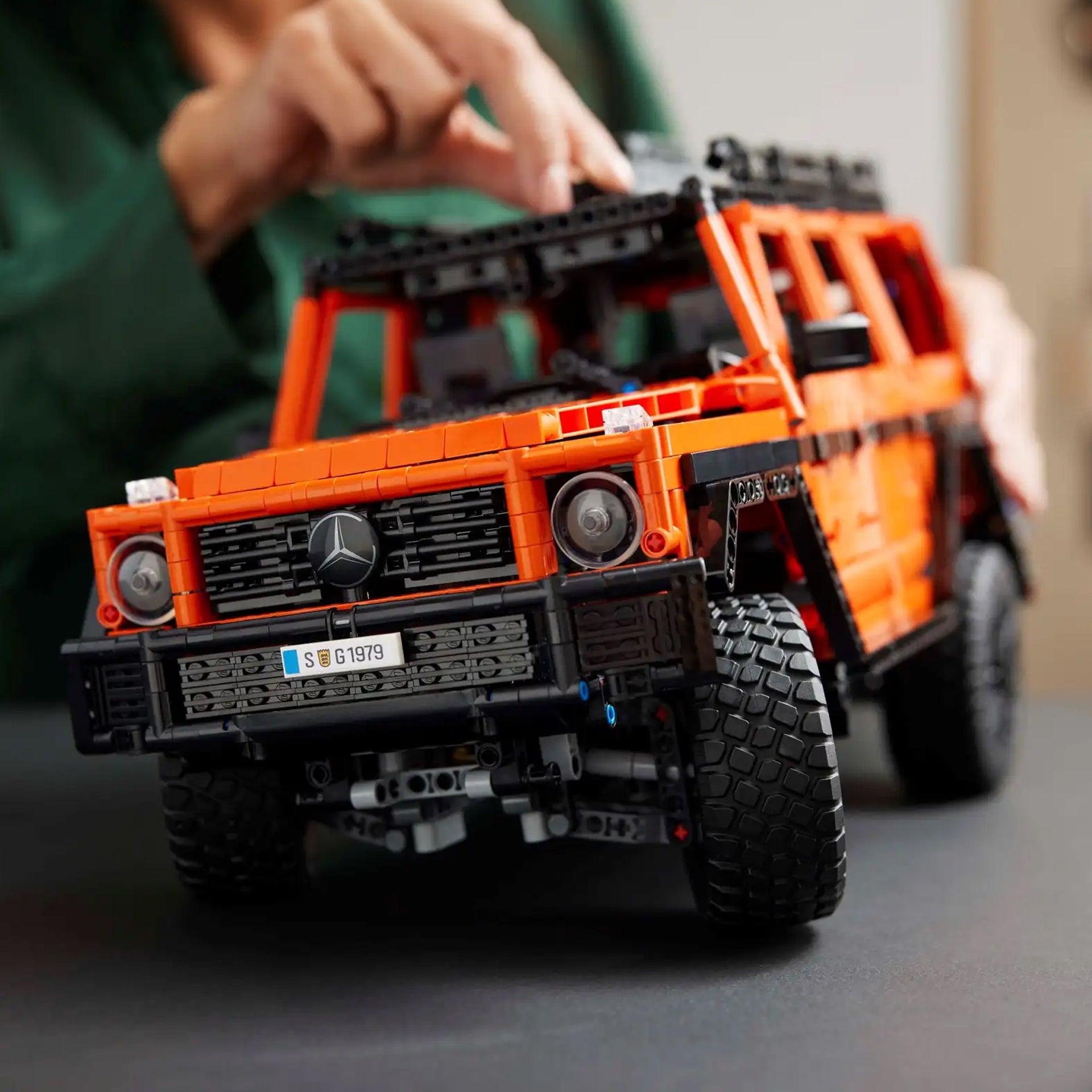 LEGO Mercedes-Benz G 500 Professional Line | Uncrate Supply