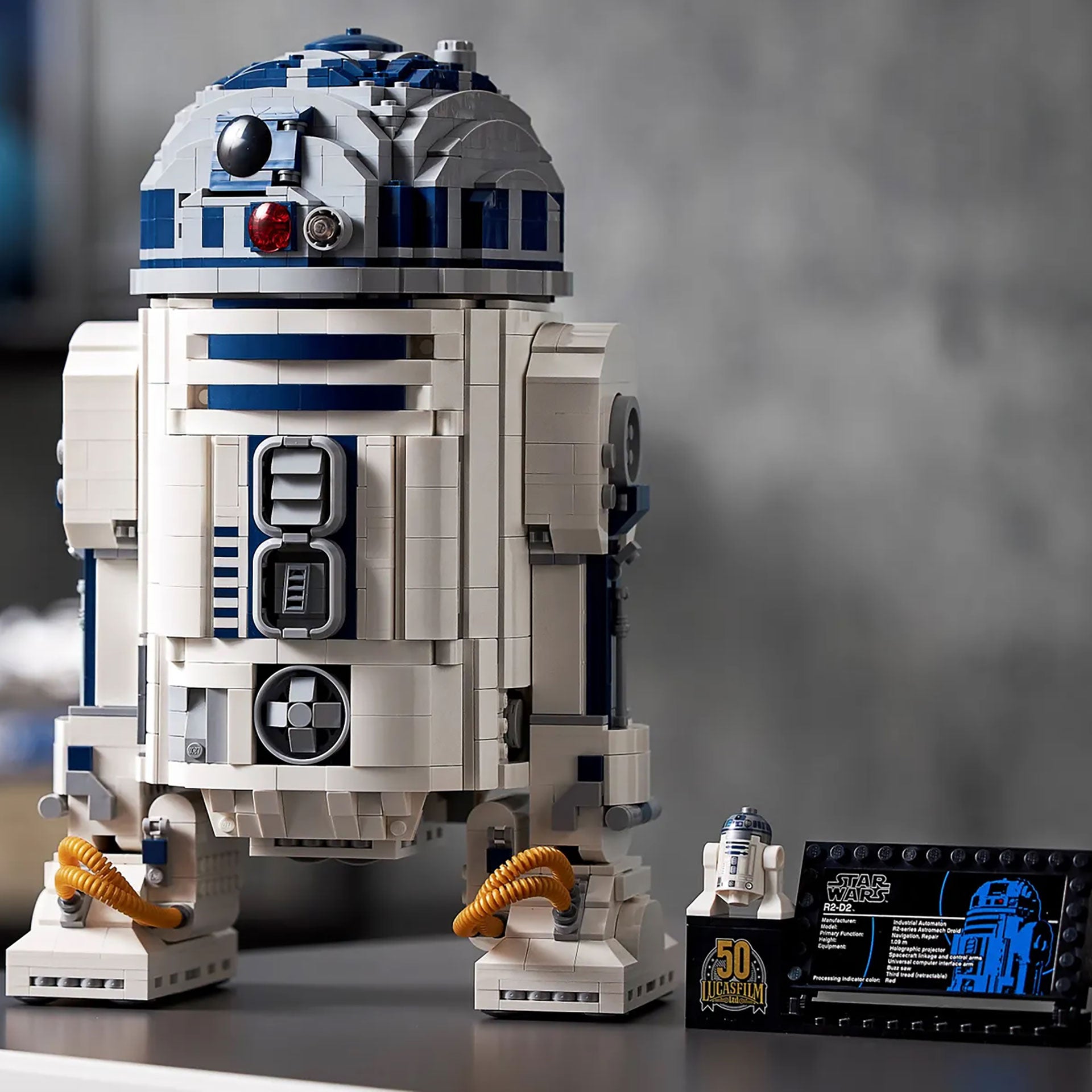 Lego R2-D2 | Uncrate Supply