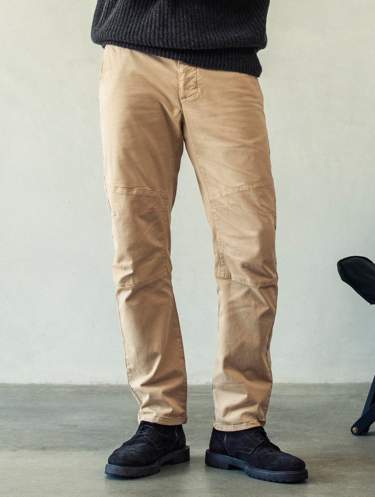 AETHER Desert Sand Gabriel Articulated Chino Stretch