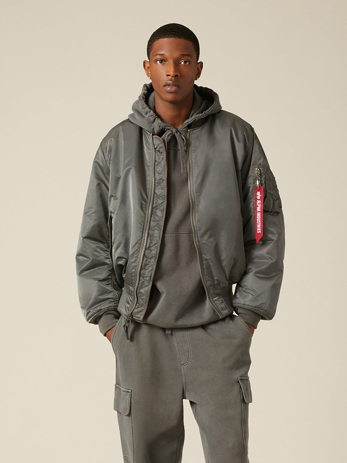 Alpha Industries MA-1 BOMBER JACKET