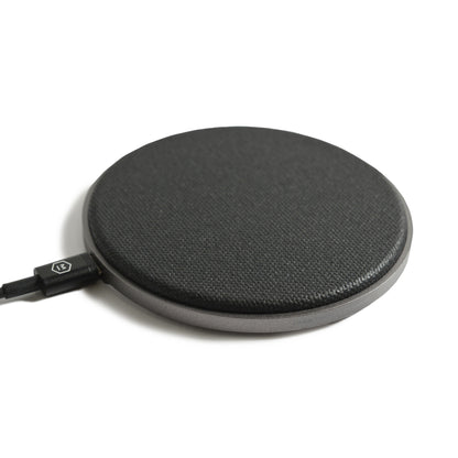 Master & Dynamic MW08 Sport Charging Pad