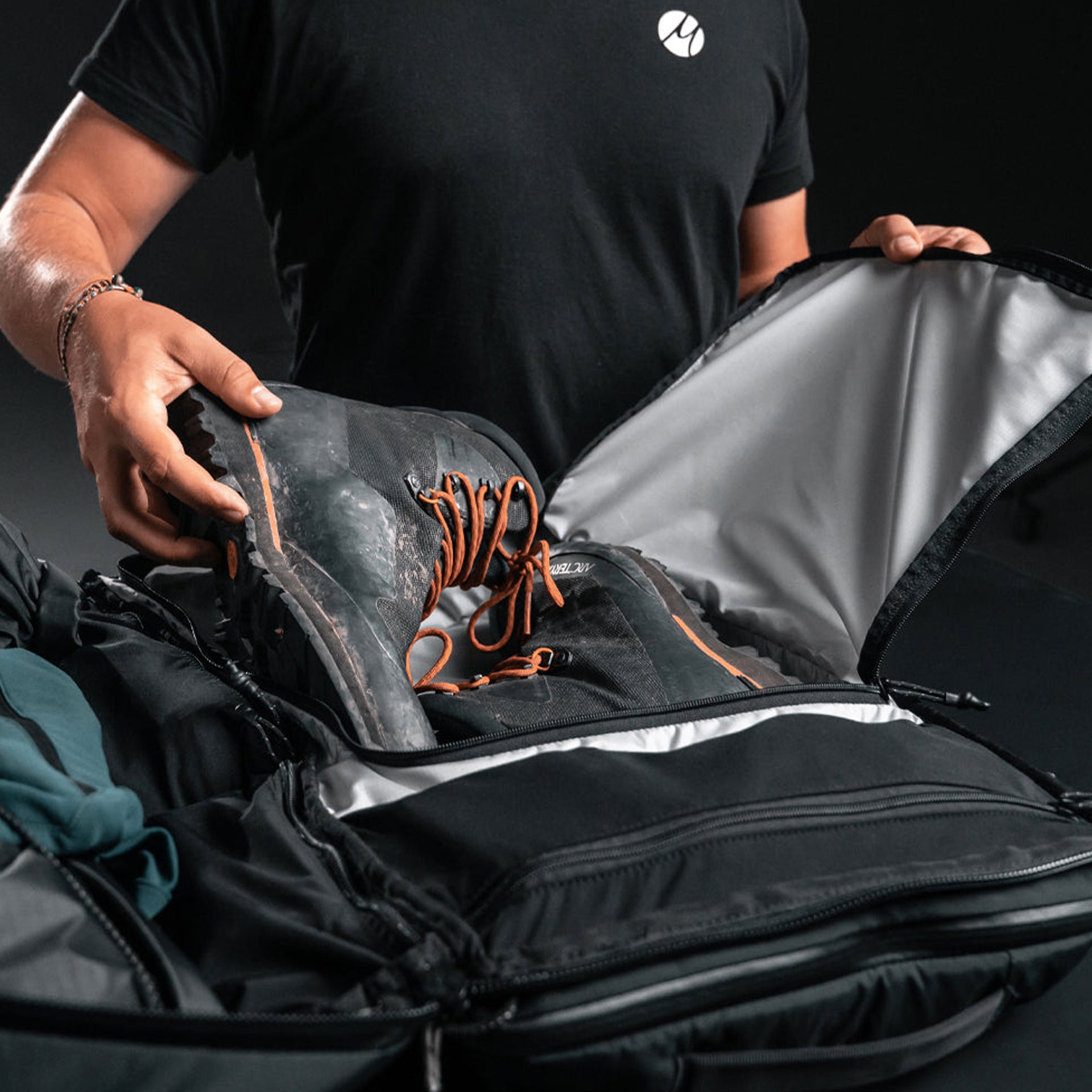 Matador GlobeRider45 Travel Backpack | Uncrate Supply
