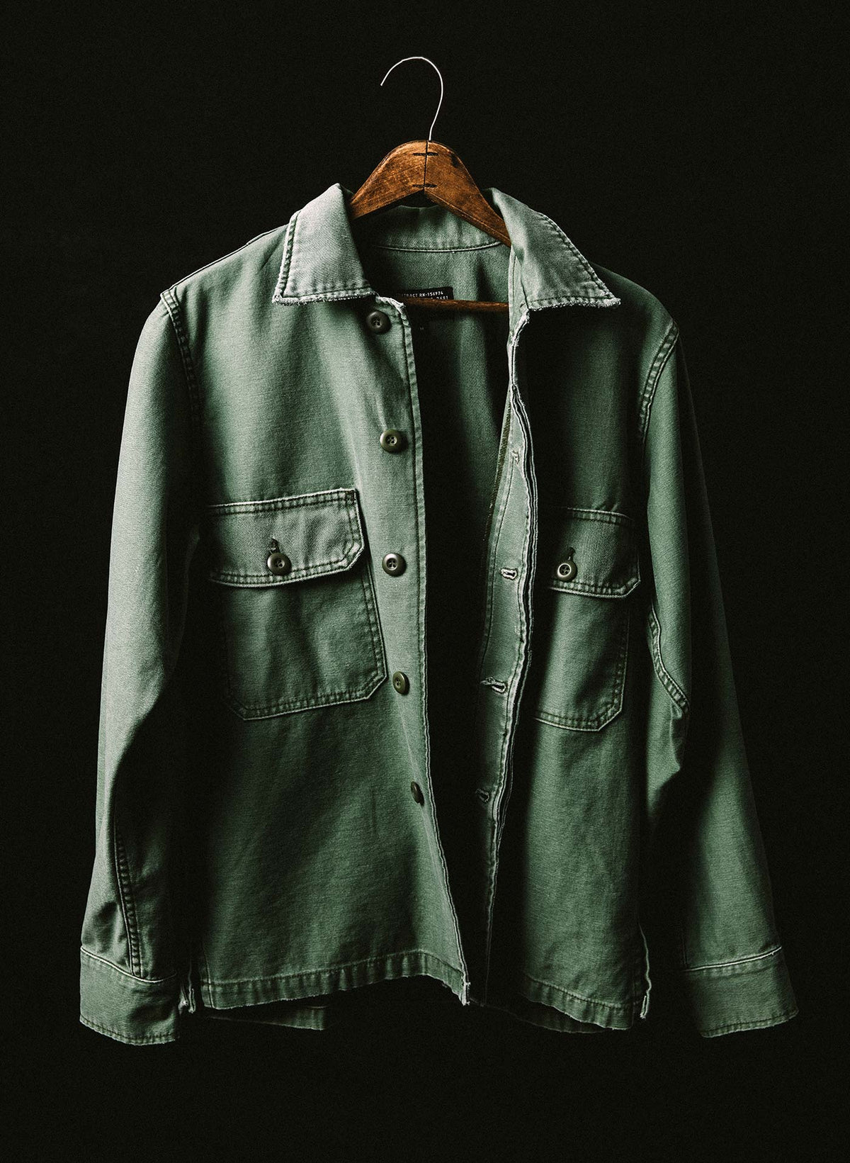 Imogene + willie military shirt jacket in fatigue green
