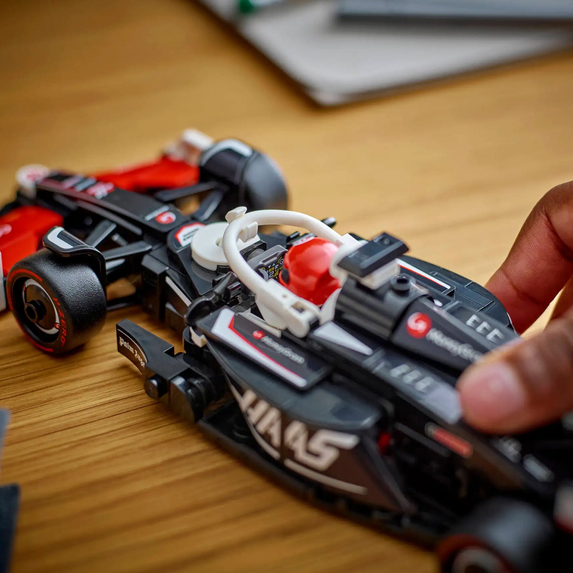 【新】MoneyGram Haas F1 Team VF-24 LEGO MoneyGram Haas VF-24 F1 Race Car | Uncrate Supply