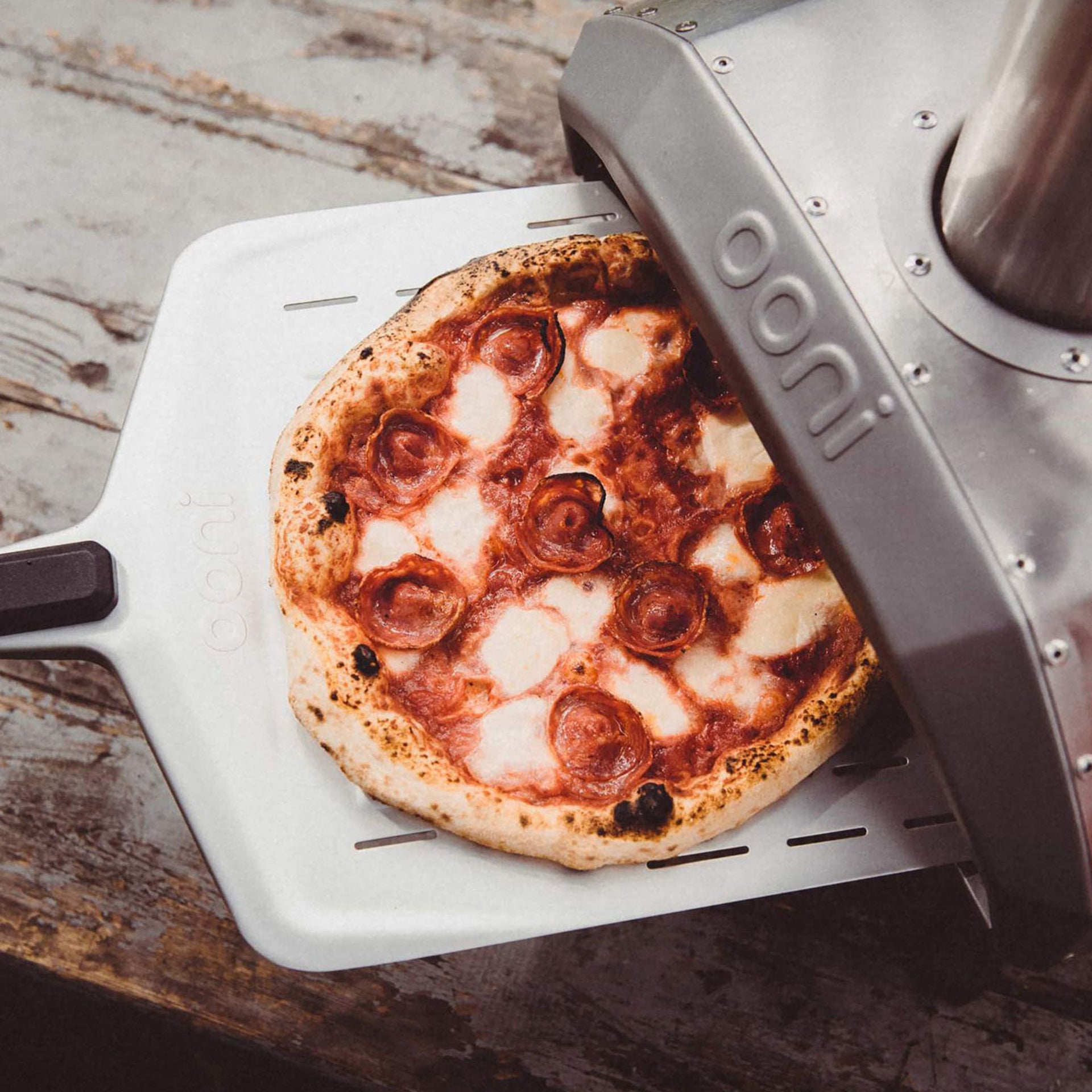 Ooni Karu 12 Portable Pizza Oven | Uncrate Supply