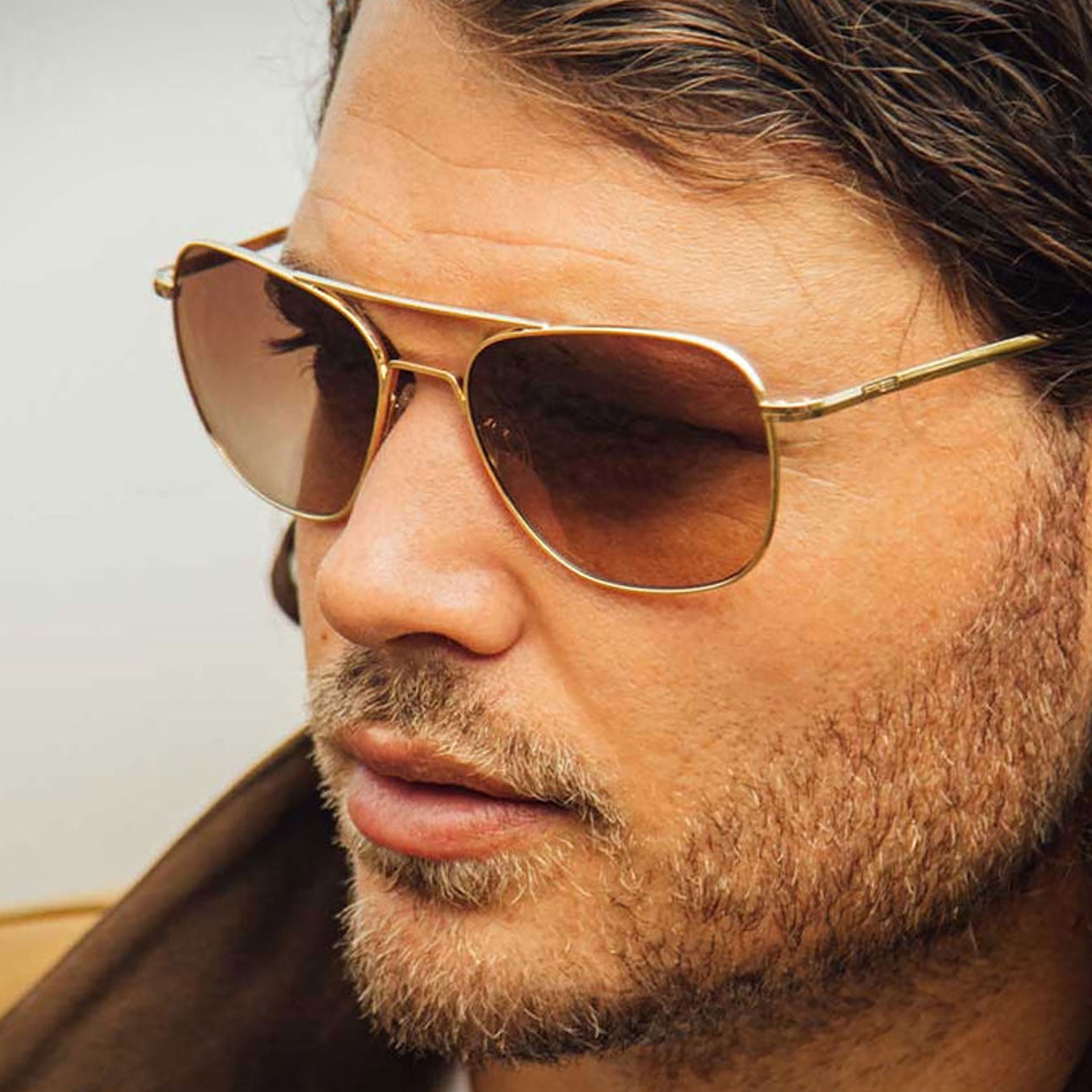 Gold aviator fashion sunglasses mens