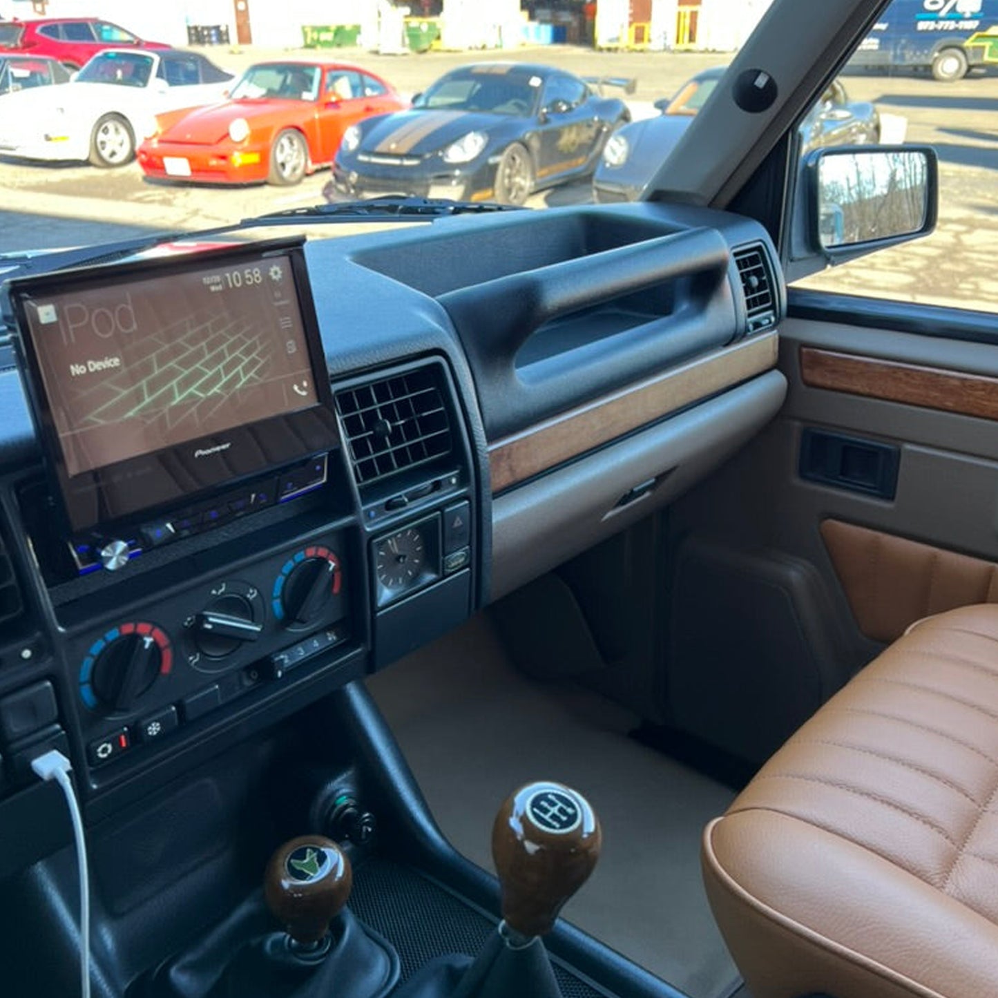 Stray Dog Classics 1995 Range Rover Classic 300TDI