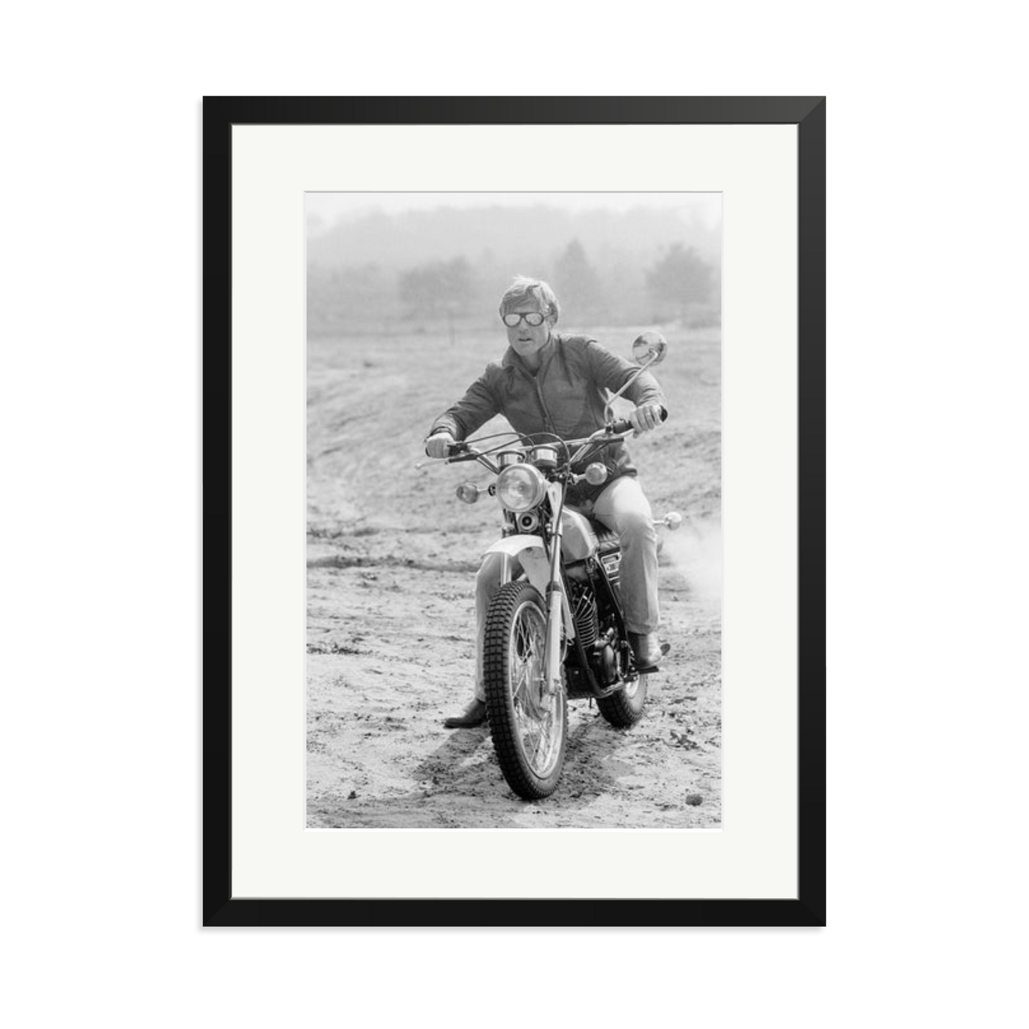 Robert Redford by Terry O'Neill 1975 Framed Print Black XL