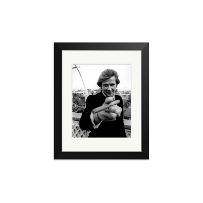 Roger Moore 1972 Bond Announcement Photo Black Small