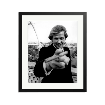 Roger Moore 1972 Bond Announcement Photo Black Large