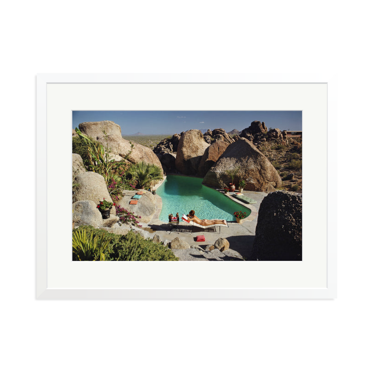 Slim Aarons 'Sunbathing In Arizona' White XL