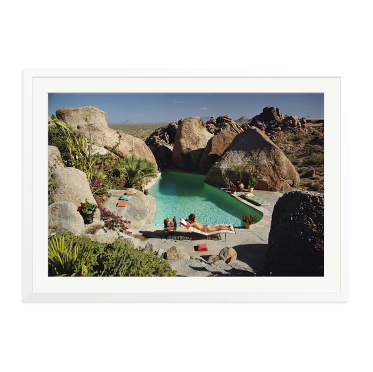 Slim Aarons 'Sunbathing In Arizona' White XXL