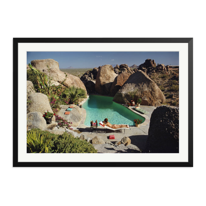 Slim Aarons 'Sunbathing In Arizona' Black XXL