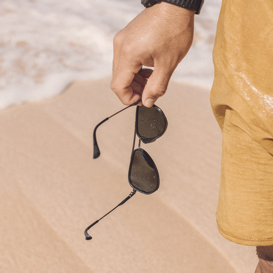 Sunski Astra Sunglasses | Uncrate Supply