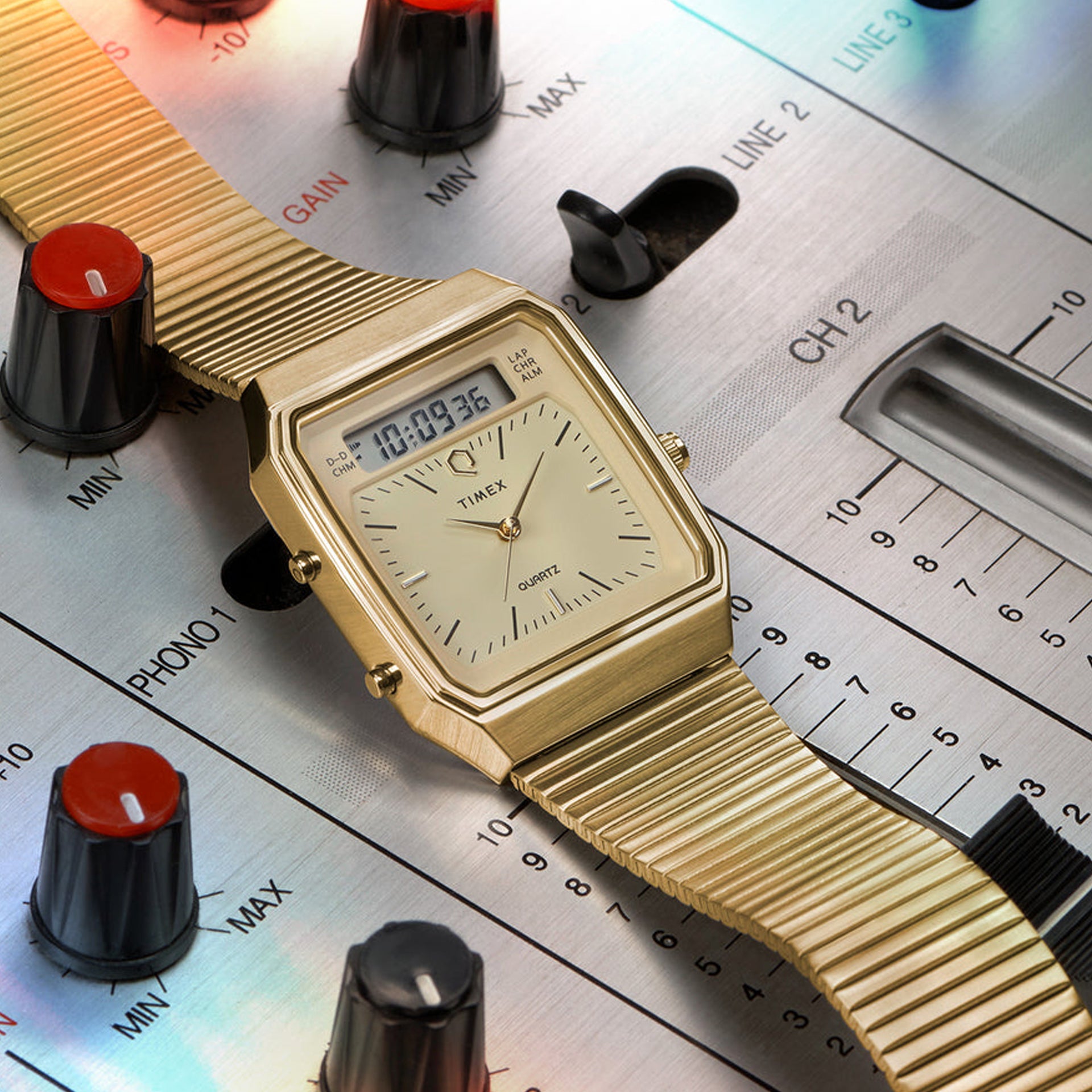 通販生活 ファッション Timex Q Supply Uncrate | Watch Reissue Ana-Digi 1982 時計