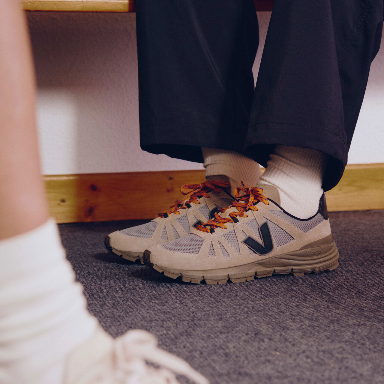 VEJA SALAR ALVEOMESH ARDOISE TRAIL SHOES