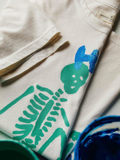the "last laugh" tee