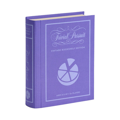 Vintage-Bücherregal-Spiele