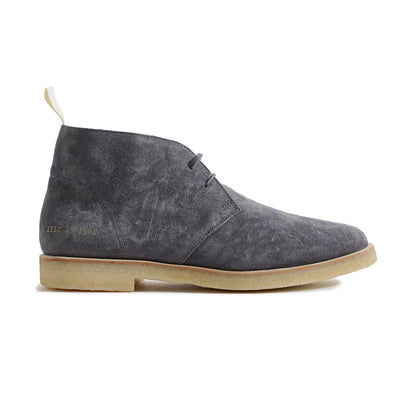 Common Projects verwaschene Chukka-Stiefel